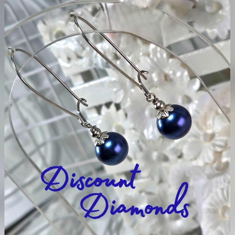 Blue South Sea Shell 10 mm Pearl Earrings Wire Hook on 925 Silver